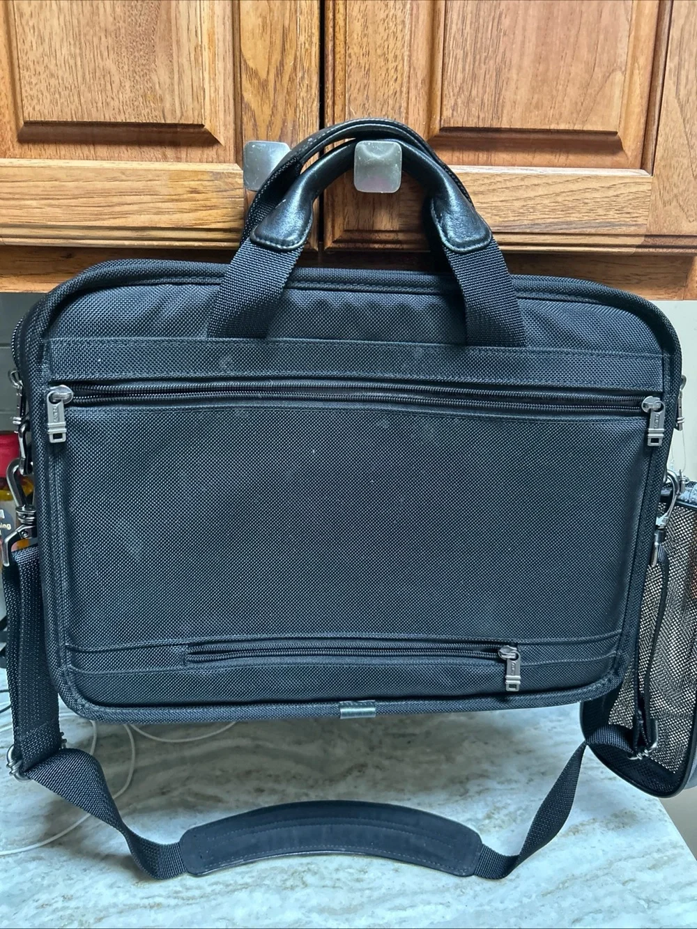 TUMI Laptop Briefcase 16”Slim Black Ballistic Nylon Messenger Bag PaddedPockets.